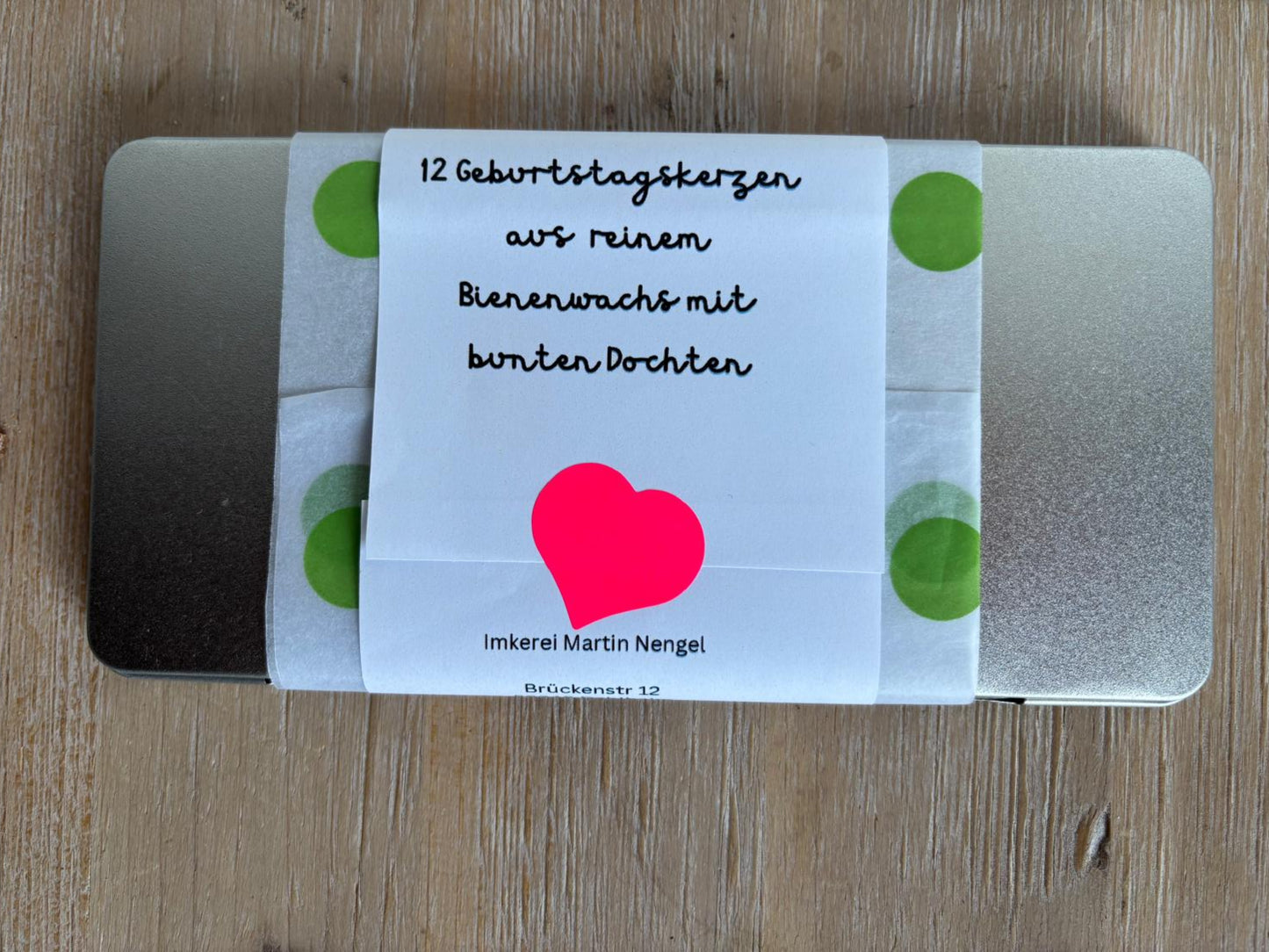 12 Geburtstagskerzen aus Bienenwachs mit buntem Docht
